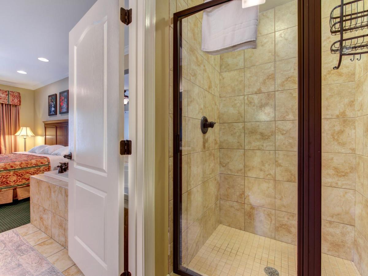 Appartamento City Bear, 2Br, Pool, Spa, Downtown Gatlinburg, Sleeps 6 Esterno foto